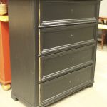 779 5601 CHEST OF DRAWERS